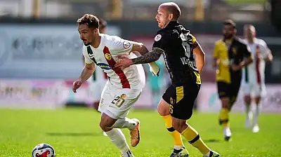 Afena-Gyan ve Diagne Sahneye Çıktı: Amedspor Devrede 2-0 Önde