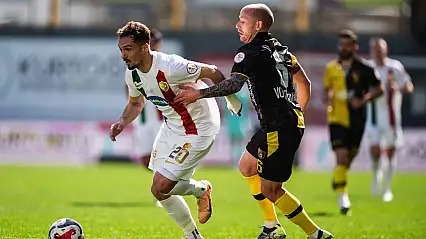 Afena-Gyan ve Diagne Sahneye Çıktı: Amedspor Devrede 2-0 Önde