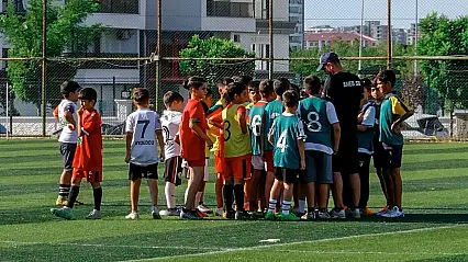 Amedspor U19 ve U17 takımlarında profesyonel yapılanma