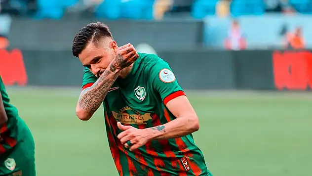 Amedspor 1 gençlerbirliği 1 ilk yarı bitti