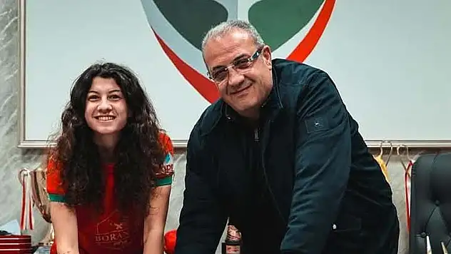 Amedspor, Aleyna Meral'i transfer etti