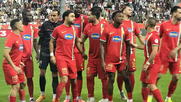 Amedspor fırtınası: İlk yarıda 3-0'lık şov