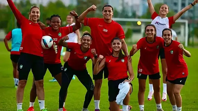 Amedspor kadın takımı'nda yaprak dökümü