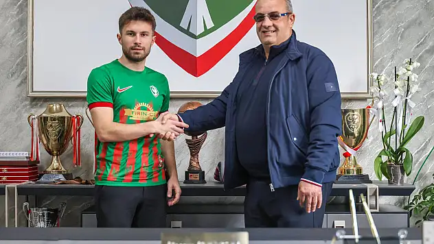 Amedspor, yeni transferi Mert Miraç Altıntaş'ı kadrosuna kattı