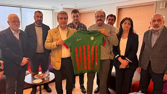 Amedspor yönetimi, Önder'e geçmiş olsun ziyaretinde bulundu