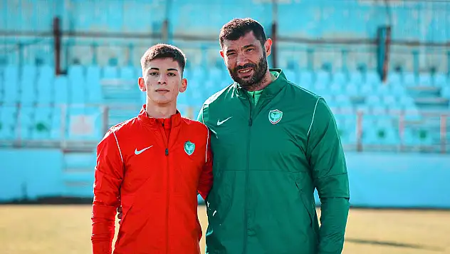 Amedspor'un geleceği parlıyor: Arda Gülmez A takımda