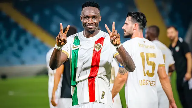 Diagne'den özel idman programı: Hedef 25 gol