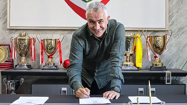 Mehmet Altıparmak Amedspor'da! Yeni sezon için imza atıldı