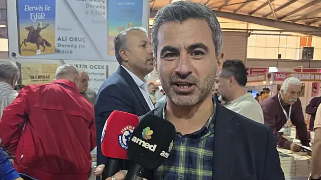 Nahit Eren ve Yönetim Kurulu, Diyarbakır Kitap Fuarı'nda