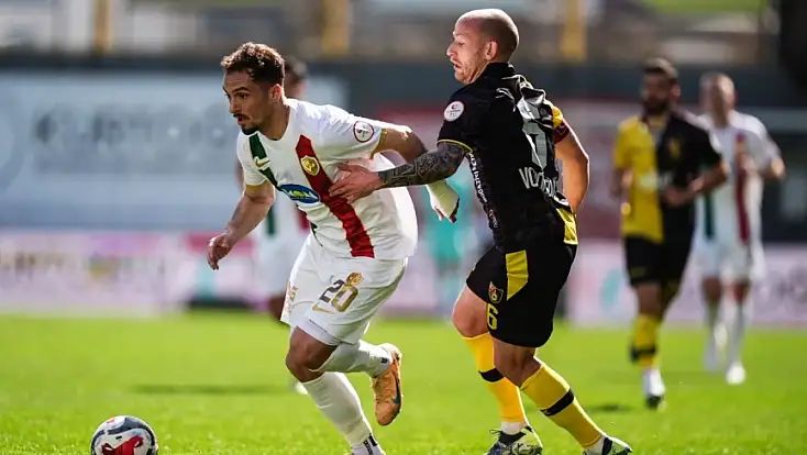 Afena-Gyan ve Diagne Sahneye Çıktı: Amedspor Devrede 2-0 Önde