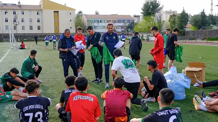 Amedspor seçmelerinde izdiham! 500 kişi tek hayal için sahaya çıktı