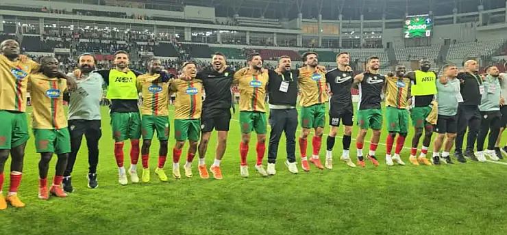 Amedspor'dan kritik galibiyet! Tribünler 'Diren Ha Diyarbekir' ile ayağa kalktı