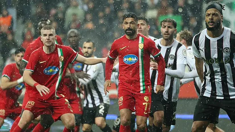 Amedspor – Manisa FK maçında devre arası skor 0-0