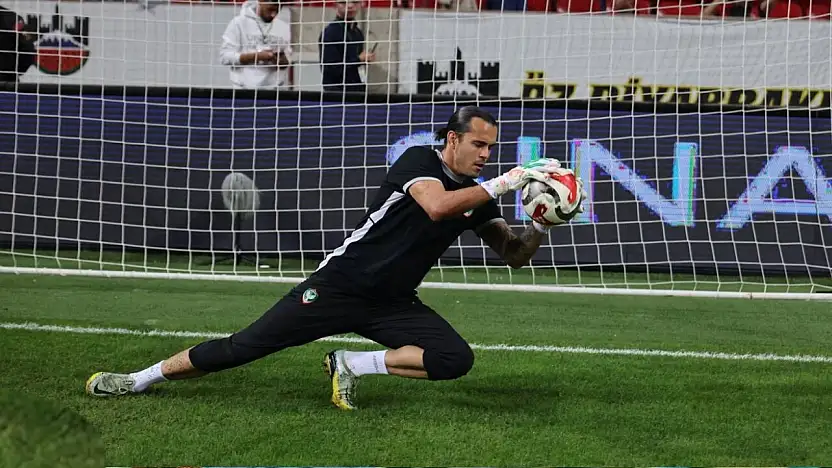 Amedspor'un kaptanı Erce Kardeşler'den duygusal veda mesajı