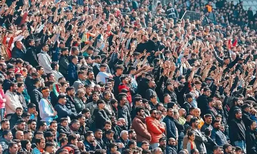 Amedspor taraftarı coştu: Manisa FK maçı biletleri tükeniyor